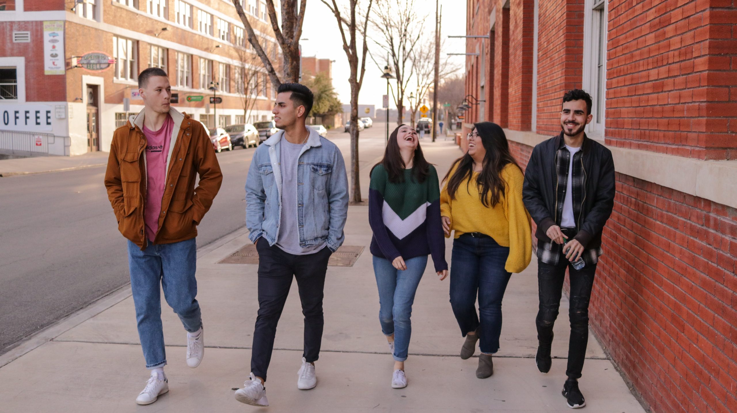 Before signing your student apartment lease, you should keep a few things in mind — safety. Here are some tips for staying safe in your off-campus apartment neighborhood.